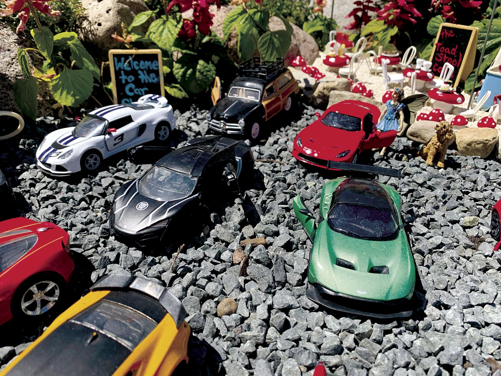 Auto showroom
